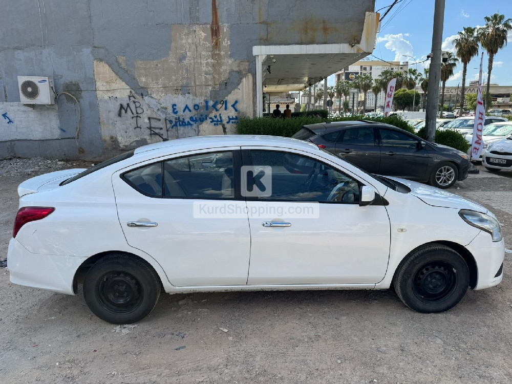 Nissan Sunny 2016