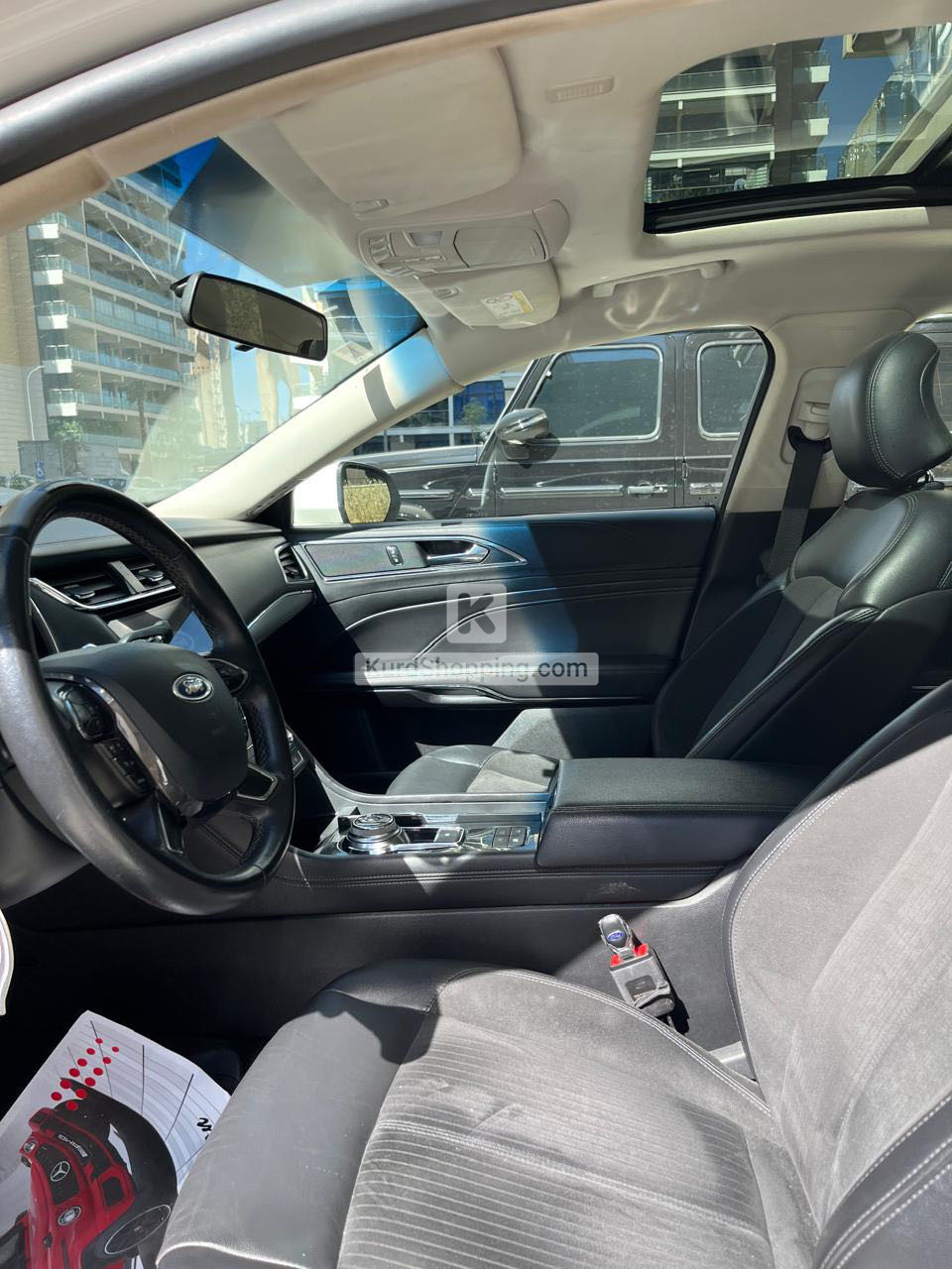 Ford Taurus 2021