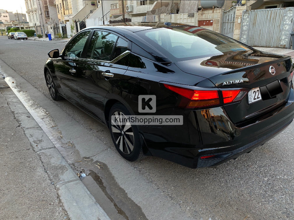 Nissan Altima 2021