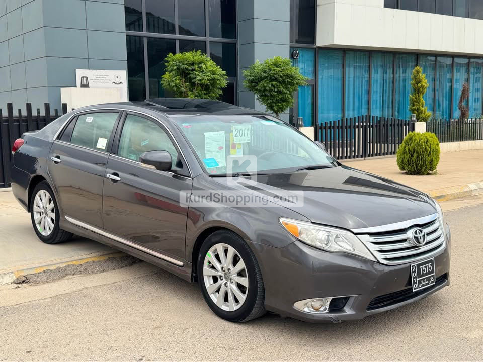 Toyota Avalon 2011
