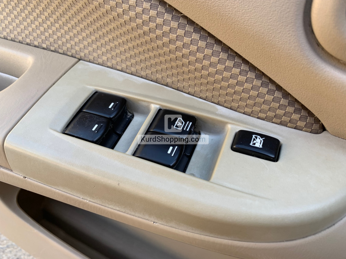 Nissan Sunny 2009