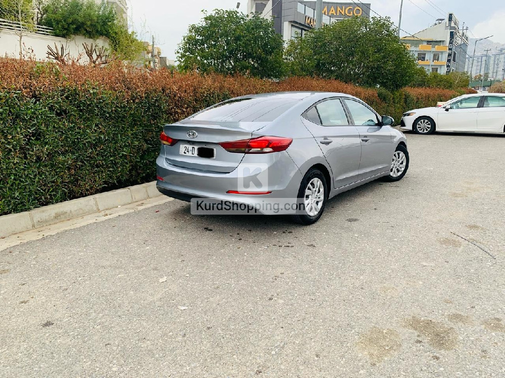 Hyundai Elantra 2017