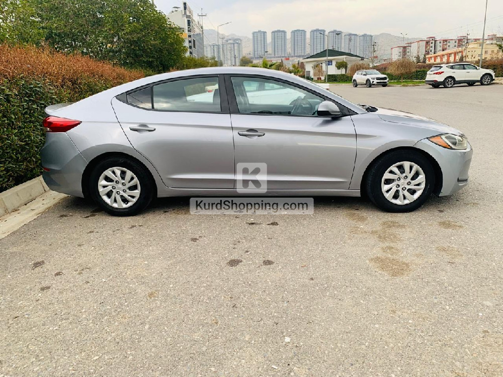 Hyundai Elantra 2017