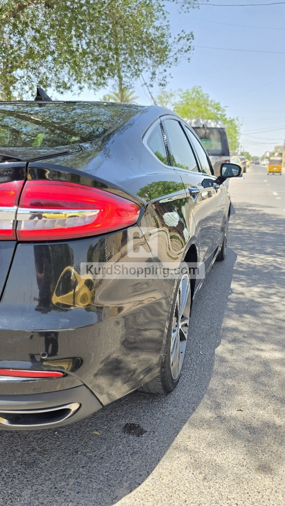 Ford Fusion 2020