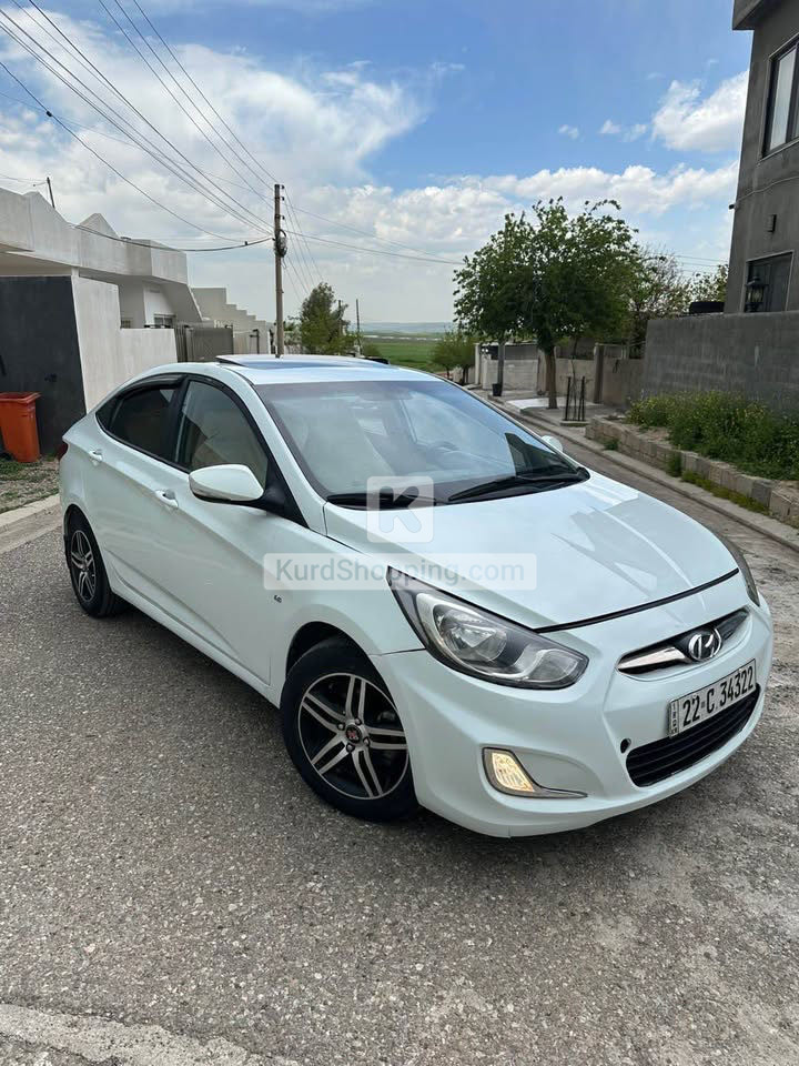 Hyundai Accent 2012