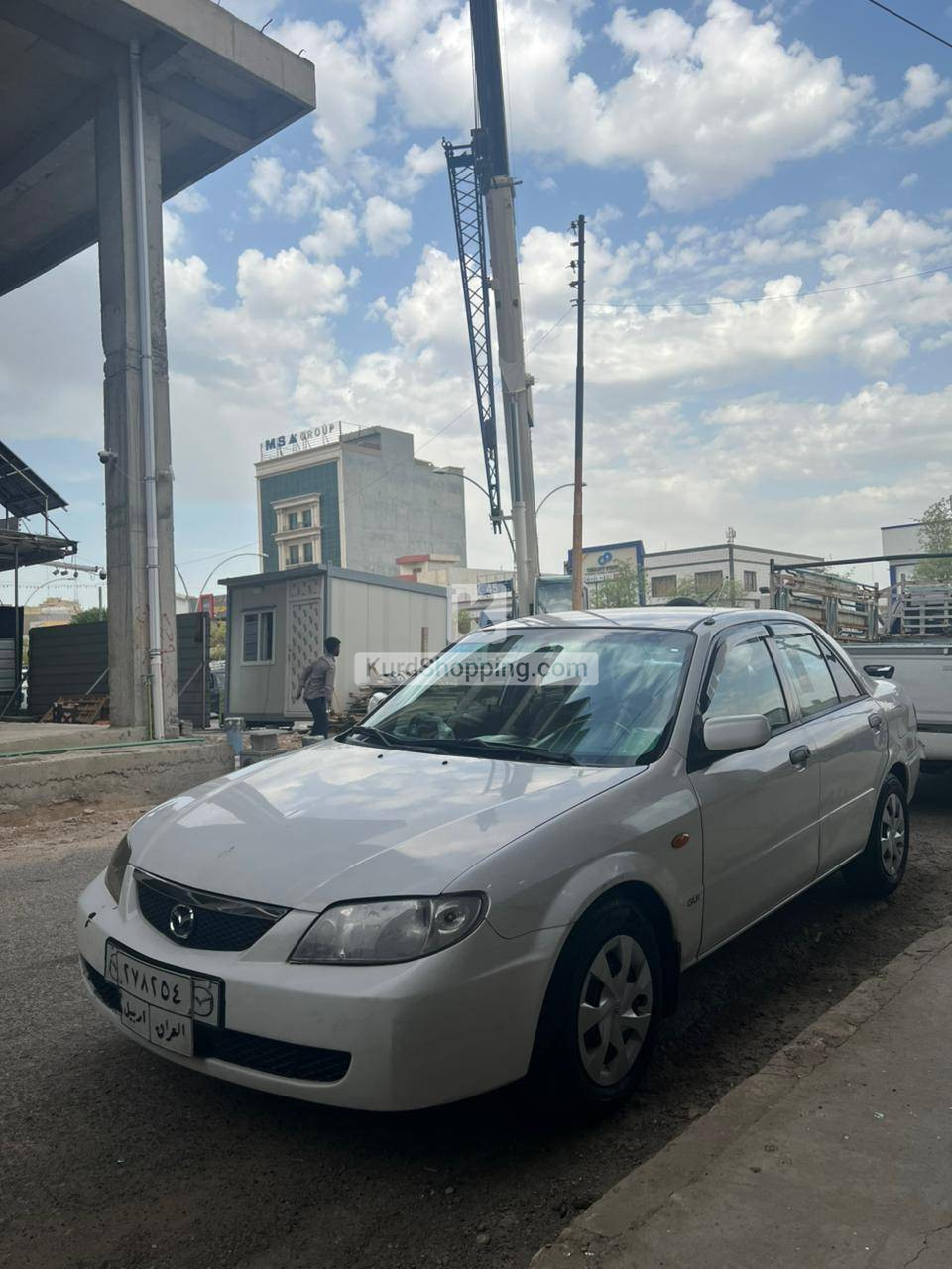 Mazda 323 2001