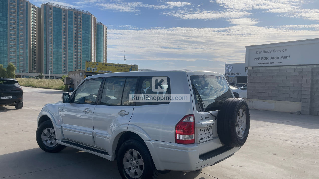 Mitsubishi Pajero 2006
