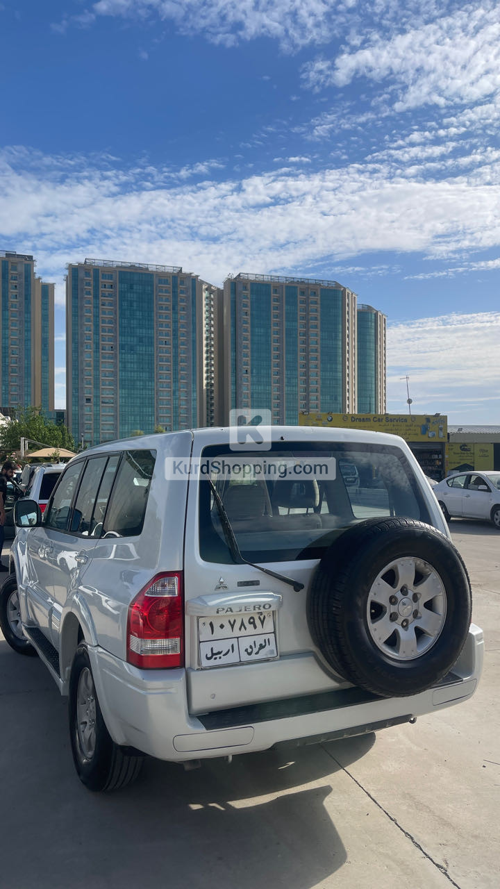 Mitsubishi Pajero 2006