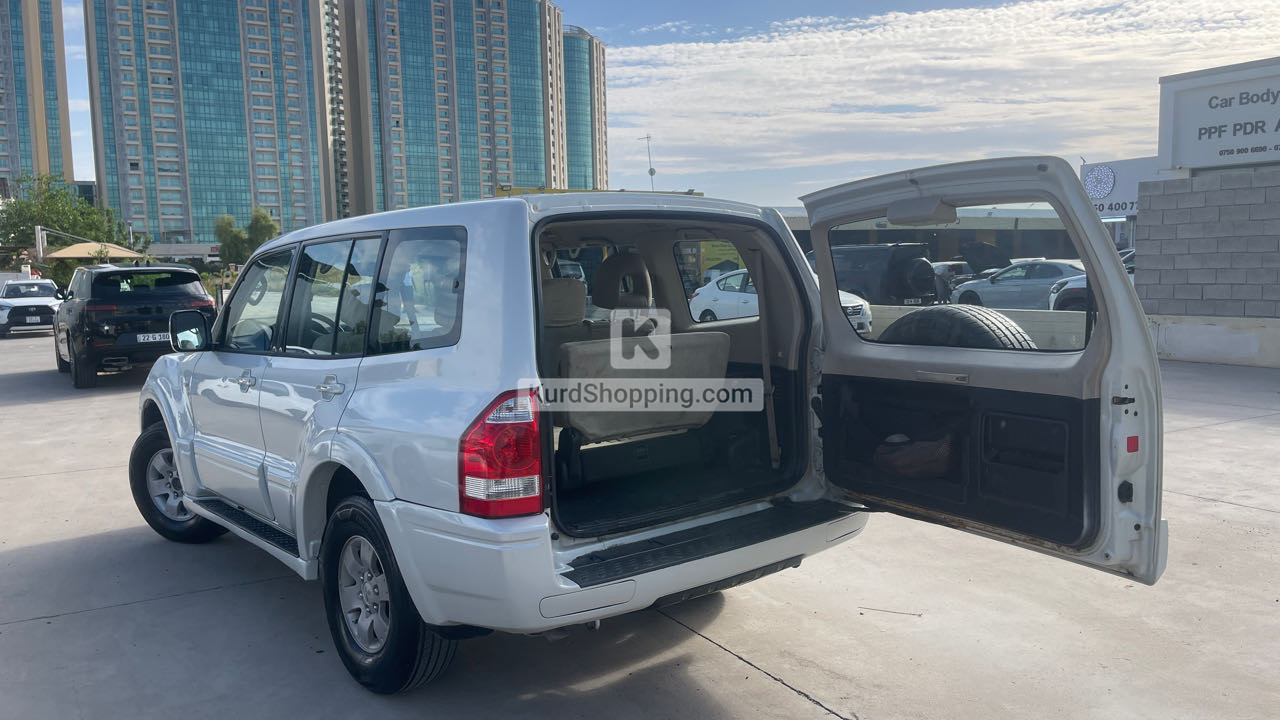 Mitsubishi Pajero 2006