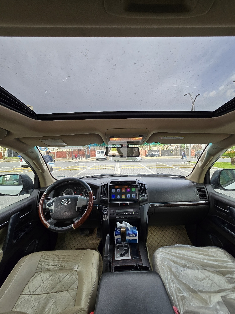 Toyota Landcruiser 2011