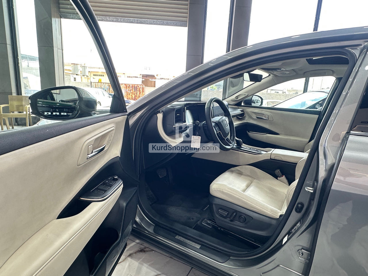 Toyota Crown 2023