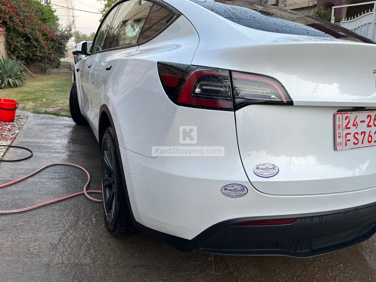 Tesla Model Y 2024