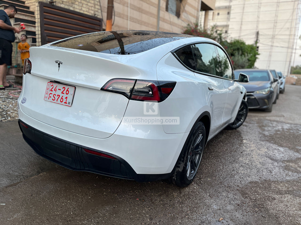 Tesla Model Y 2024