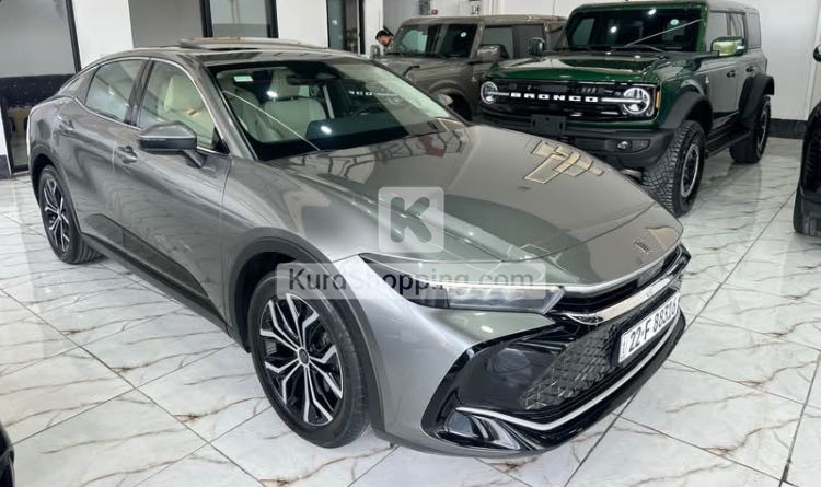 Toyota Crown 2023