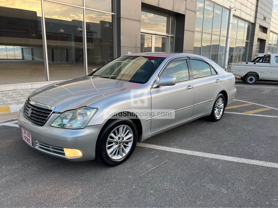 Toyota Crown 2005
