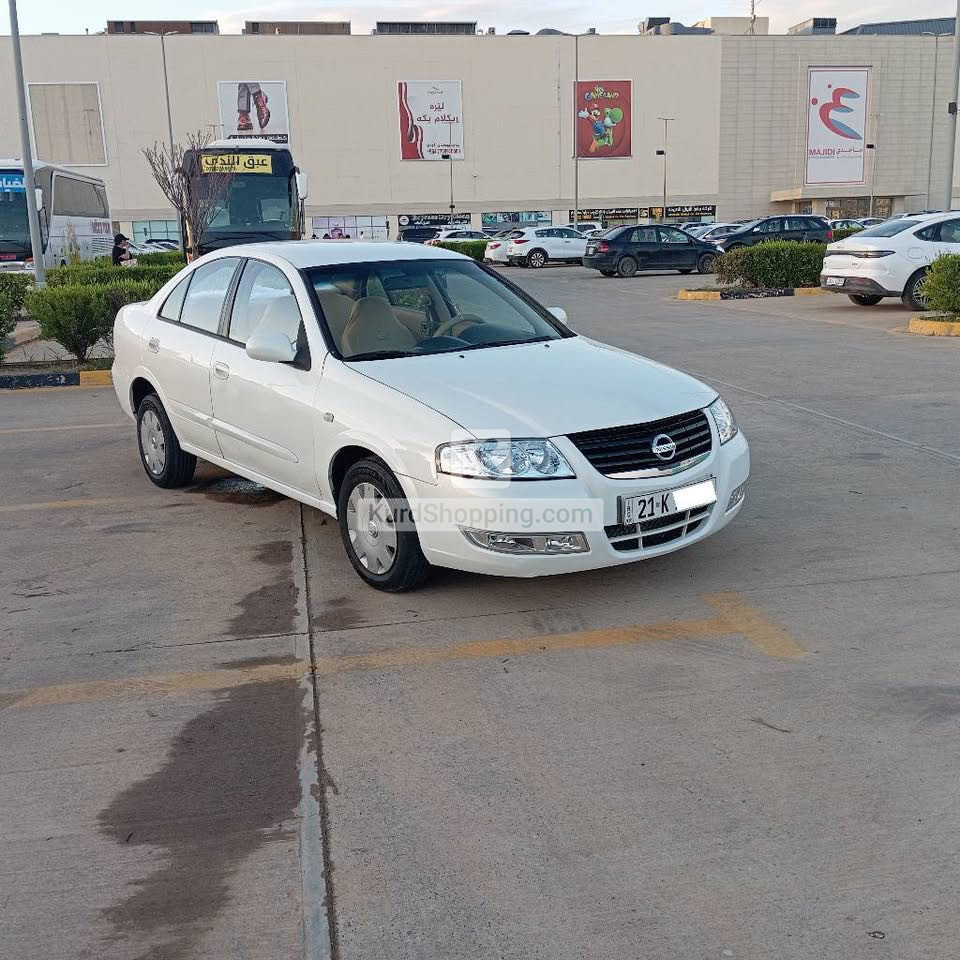 Nissan Sunny 2011