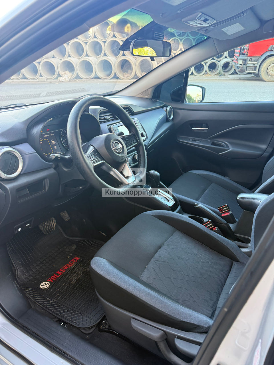 Nissan Versa 2023
