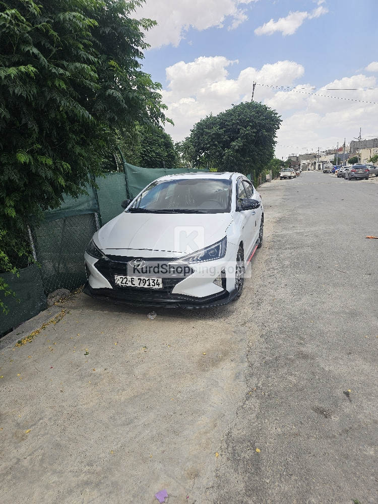 Hyundai Elantra 2020