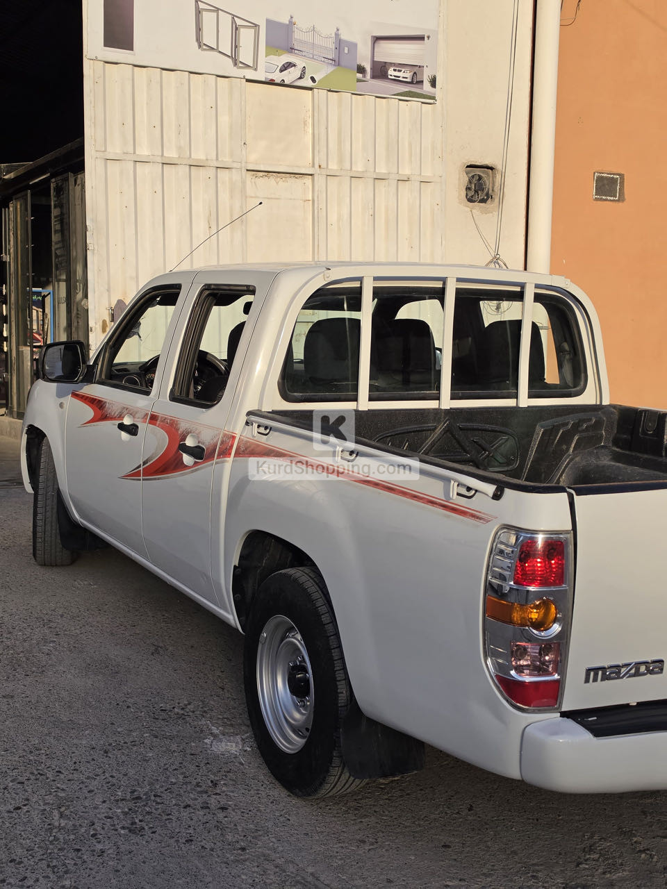 Mazda Pickup 2013