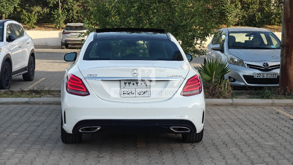 Mercedes Benz C300 4Matic AMG 2018 Full