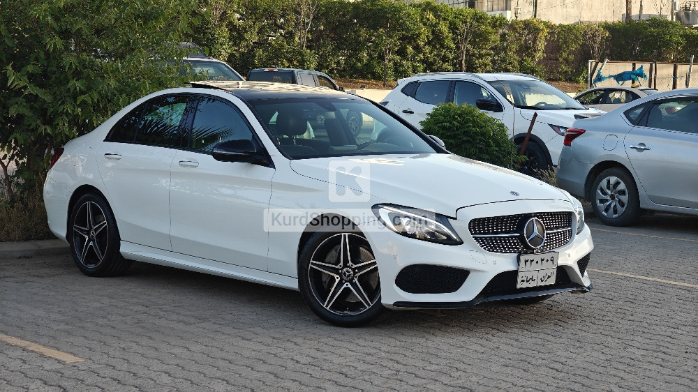 Mercedes Benz C300 4Matic AMG 2018 Full