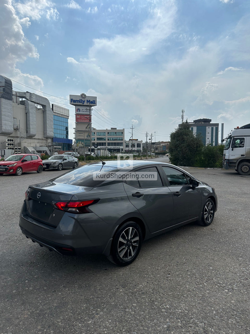 Nissan Versa 2024