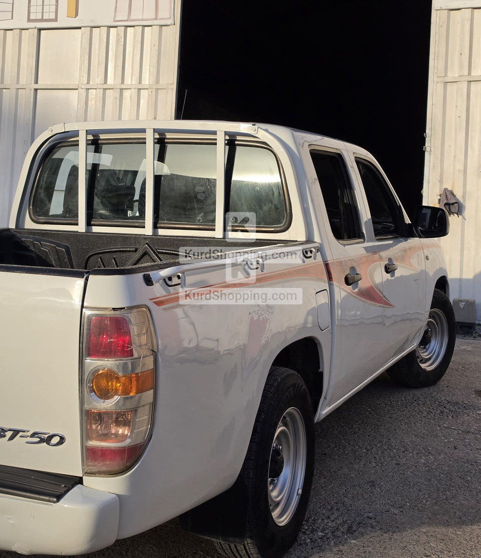 Mazda Pickup 2013