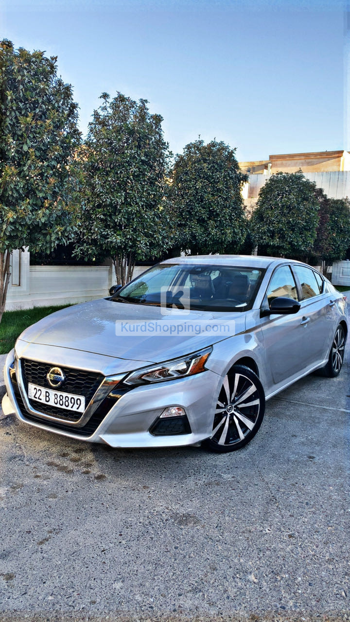 Nissan Altima 2021