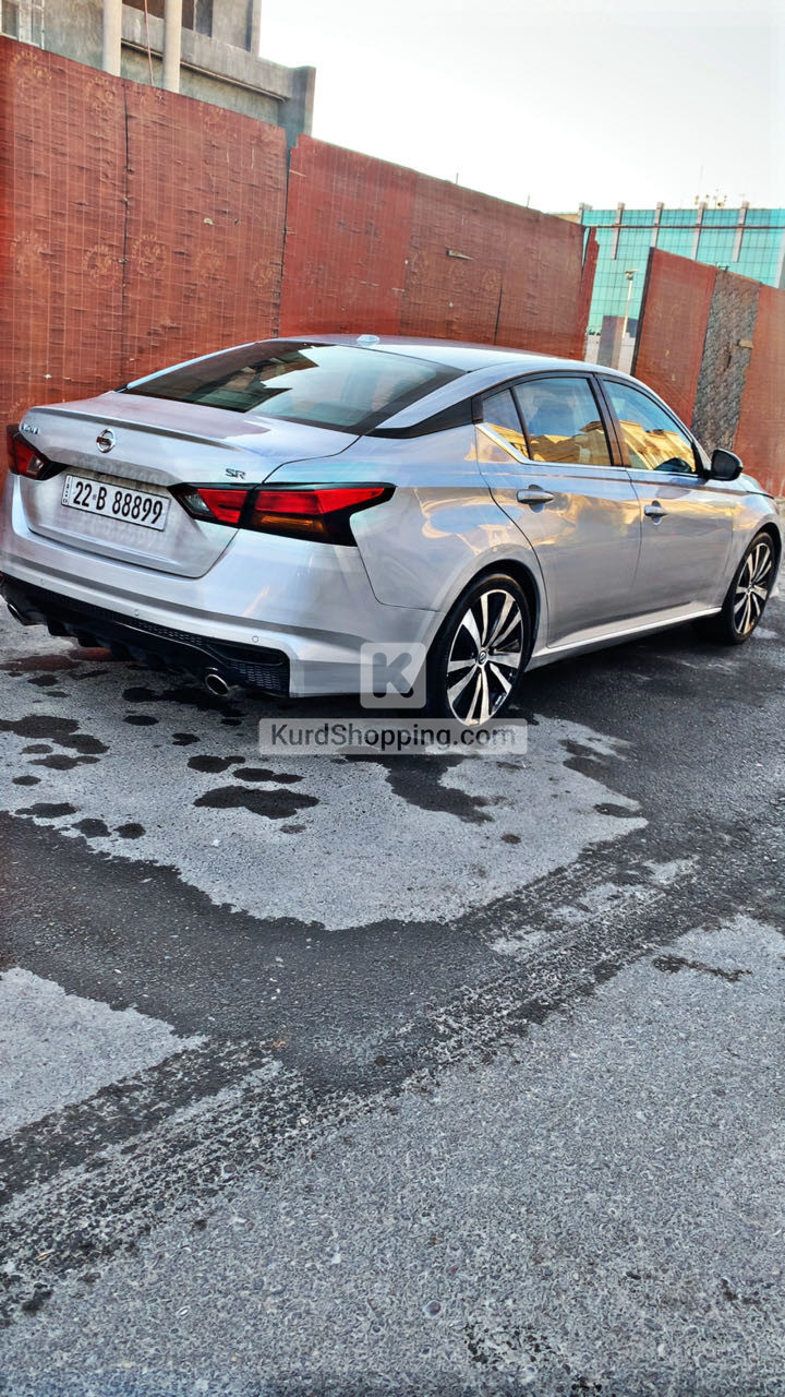 Nissan Altima 2021