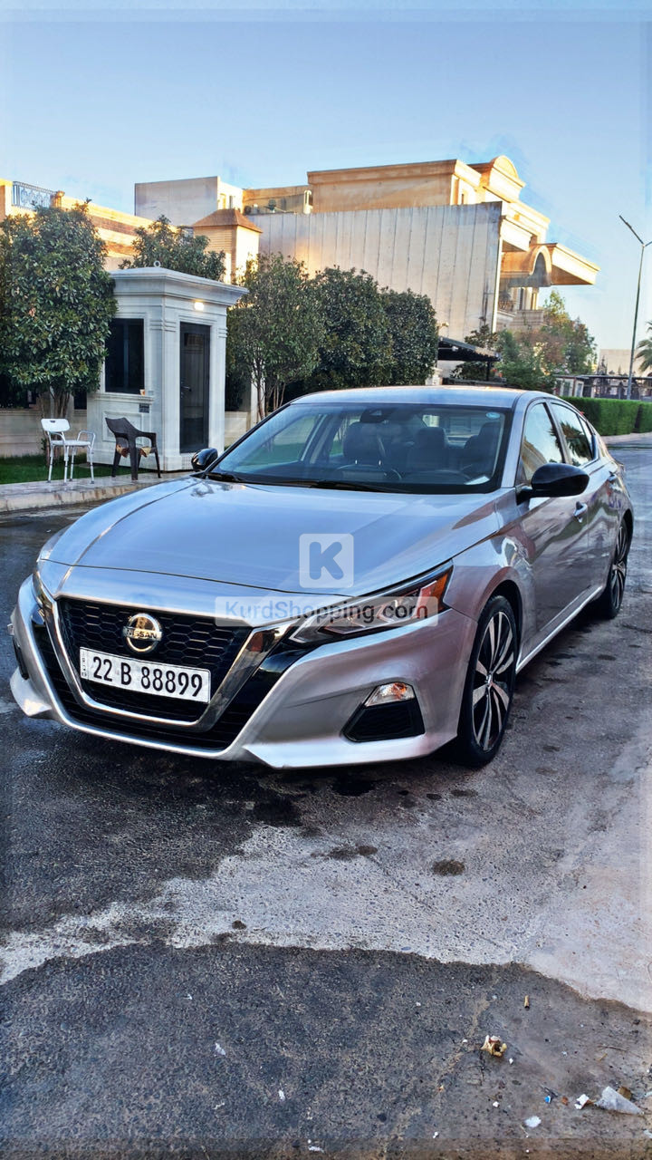Nissan Altima 2021