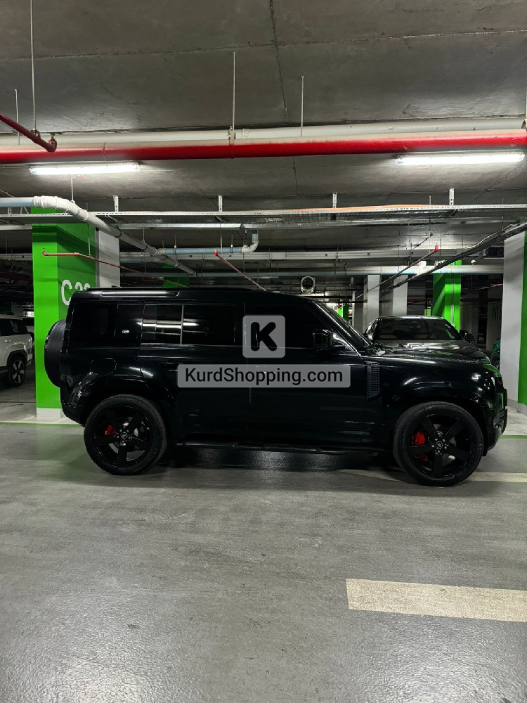 Land Rover Defender 2023