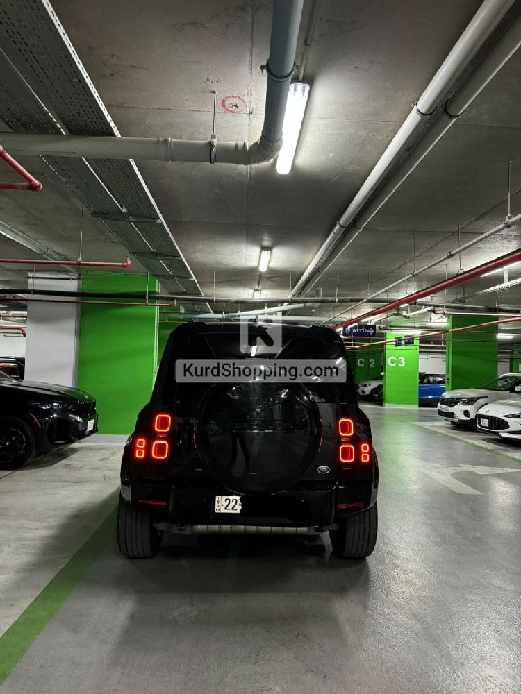 Land Rover Defender 2023