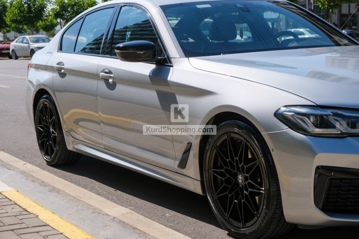BMW 5 Series 2021