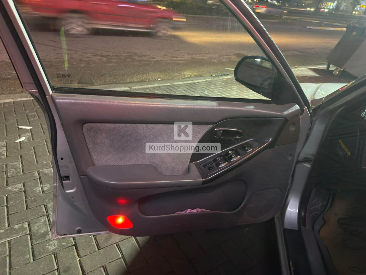Hyundai Elantra 2004