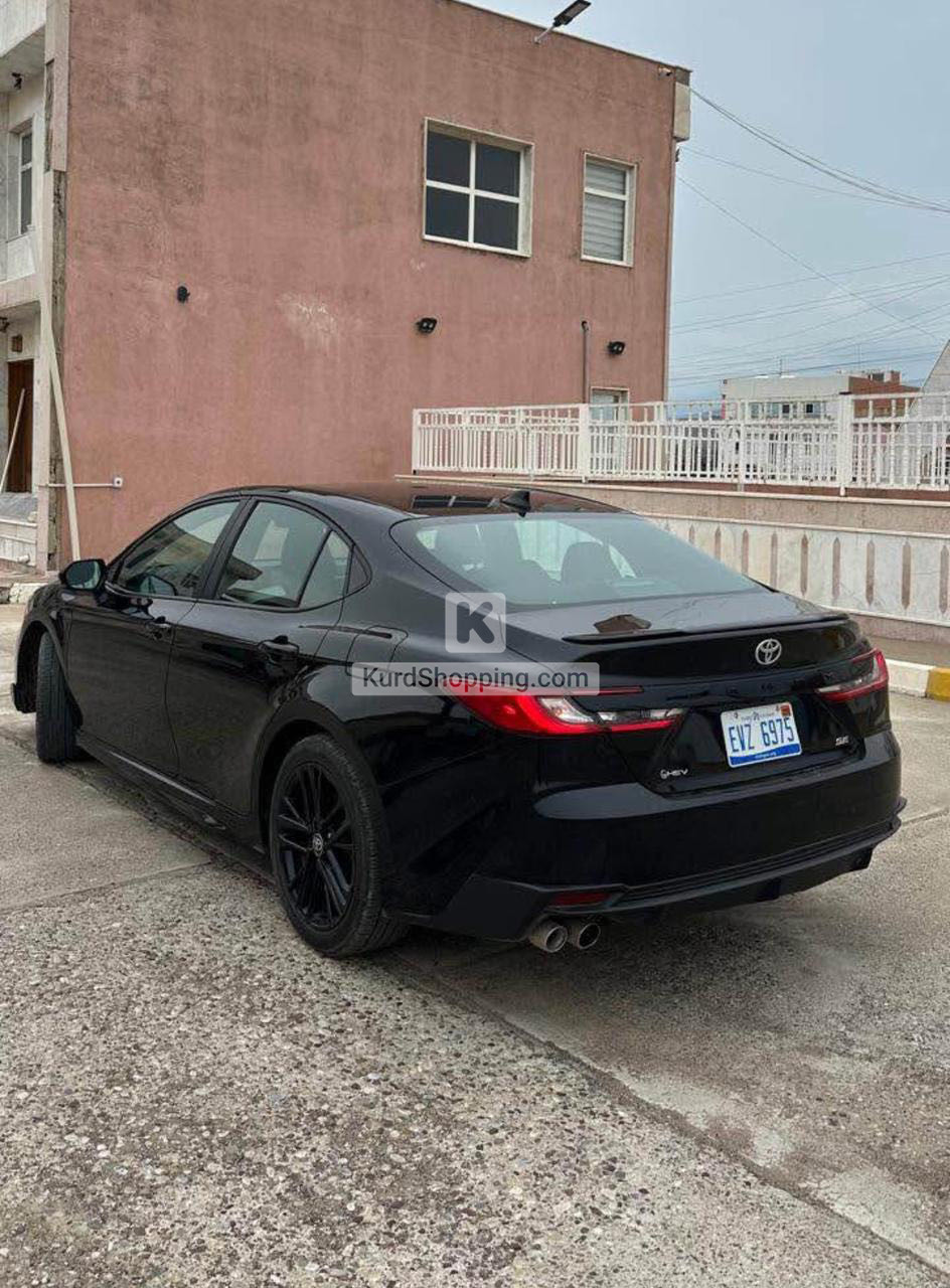 Toyota Camry 2025