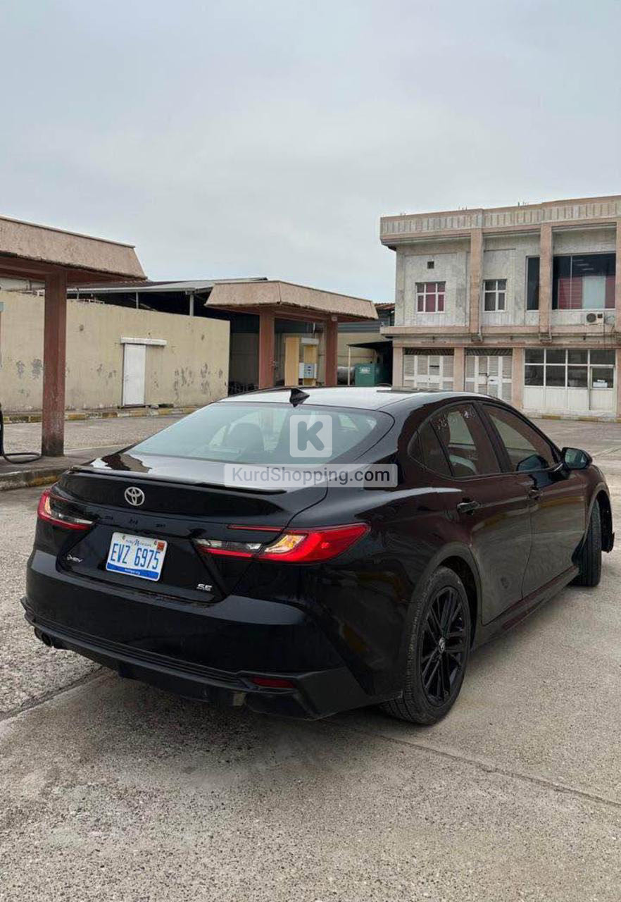 Toyota Camry 2025