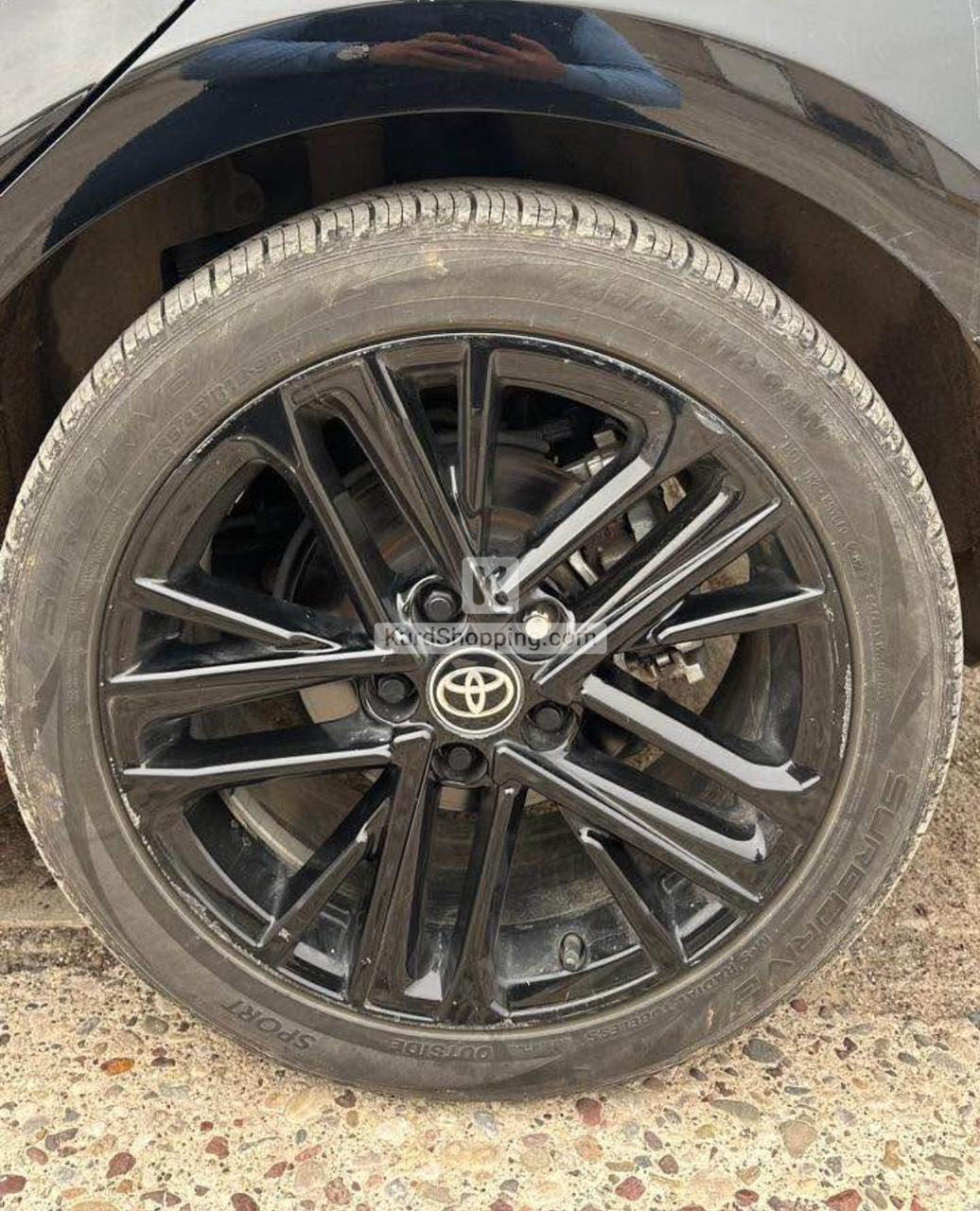 Toyota Camry 2025