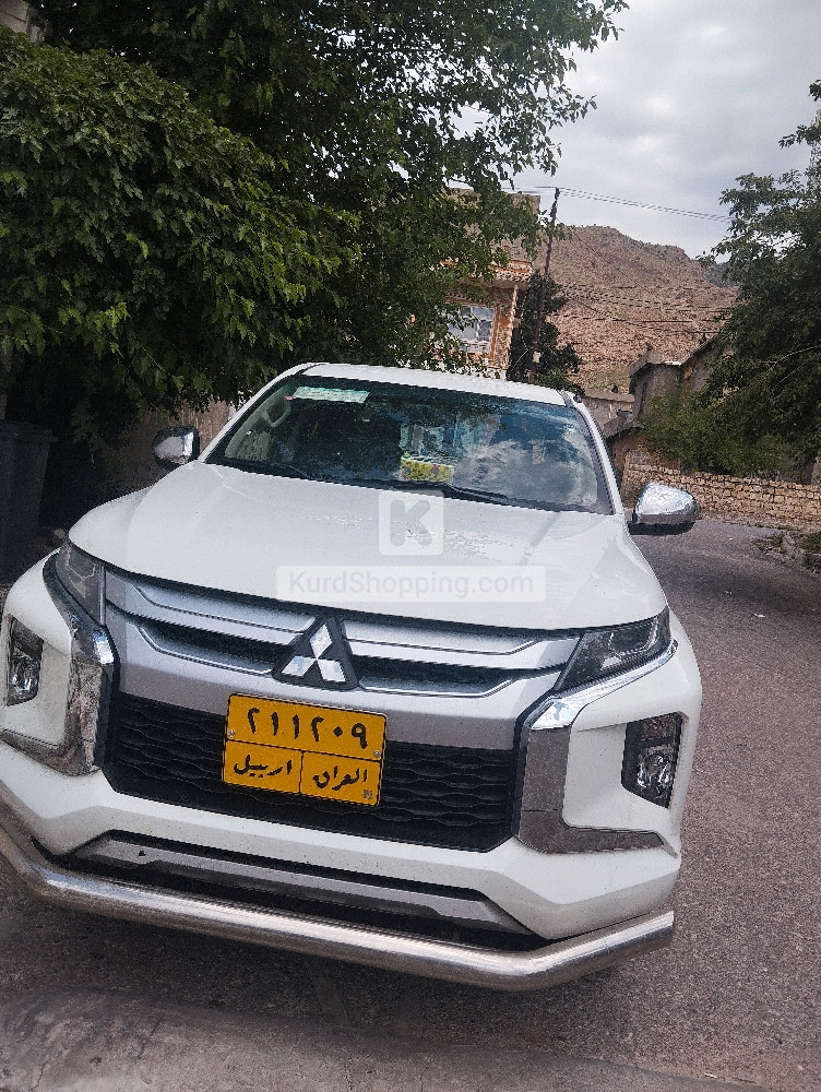 Mitsubishi L200 2021