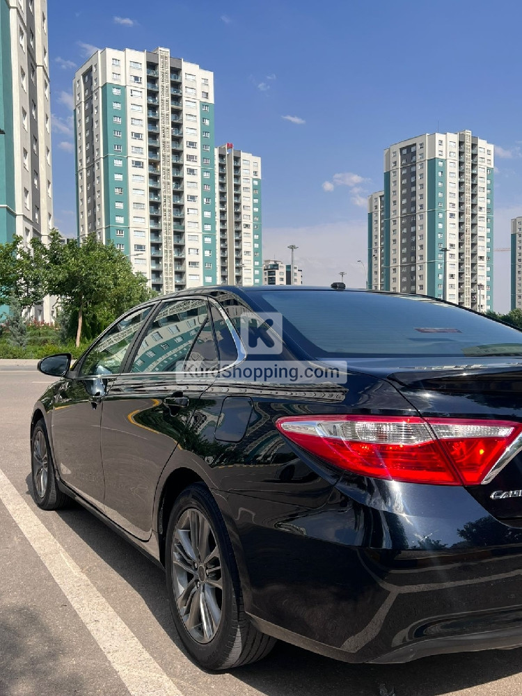Toyota Camry 2017
