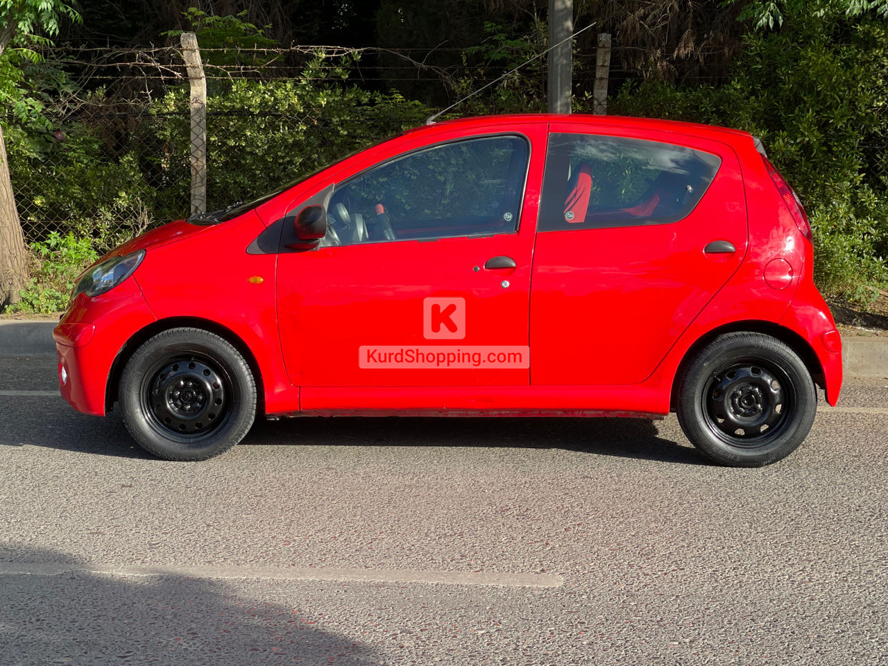 BYD F 0 2013