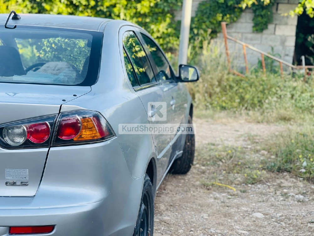 Mitsubishi Lancer 2011