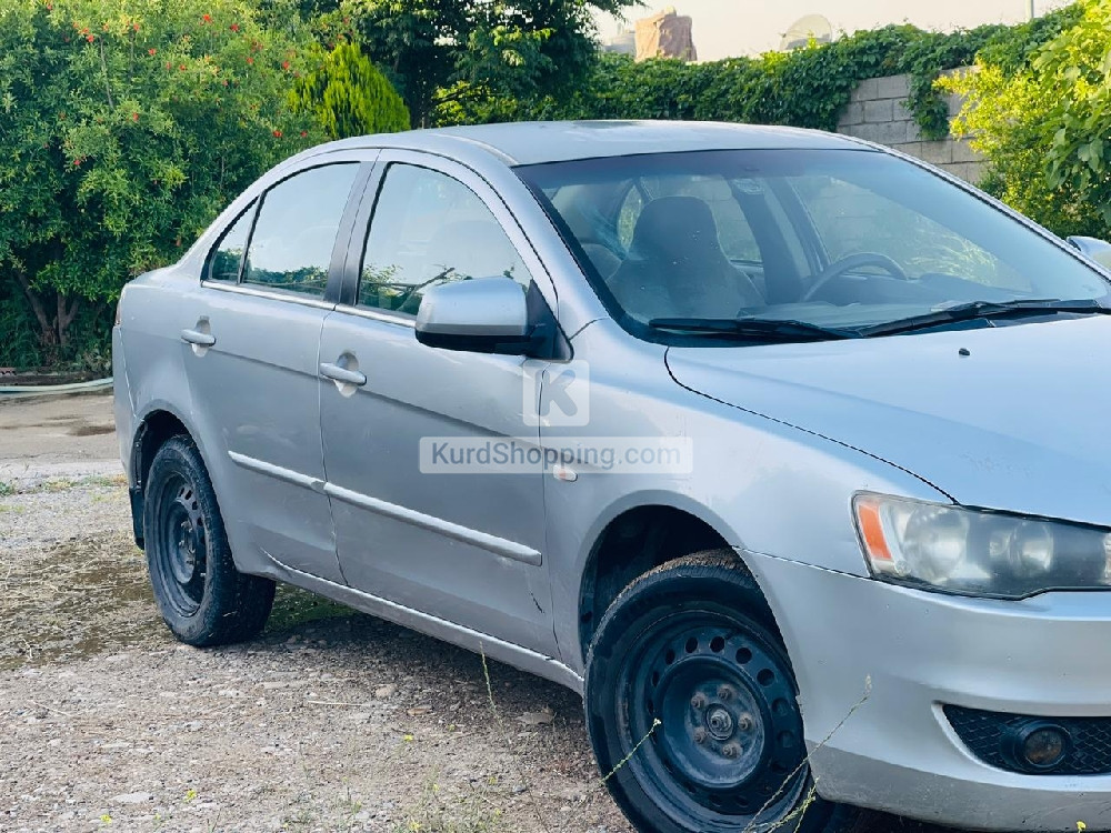 Mitsubishi Lancer 2011