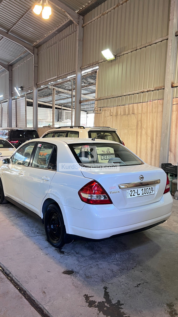 Nissan Tiida 2009