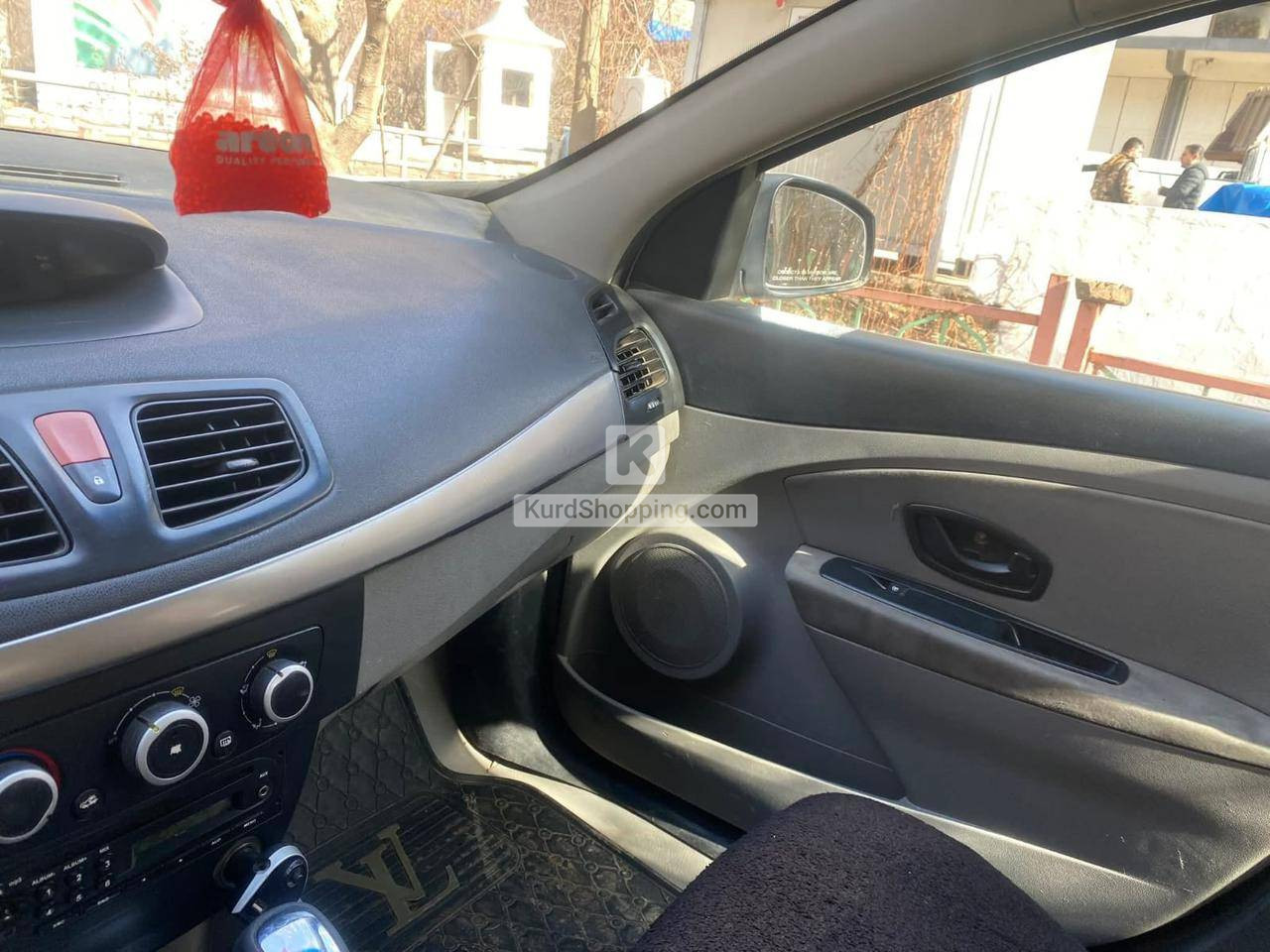 Renault Fluence 2012