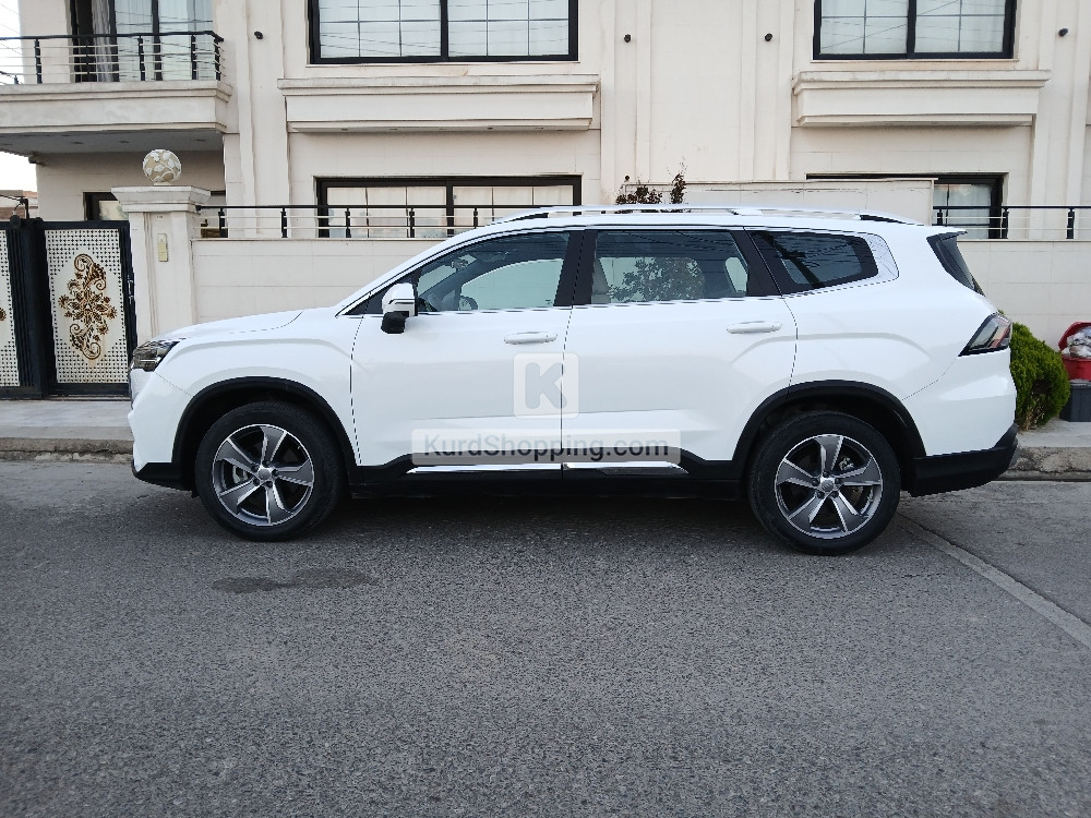 Geely Okavango 2025