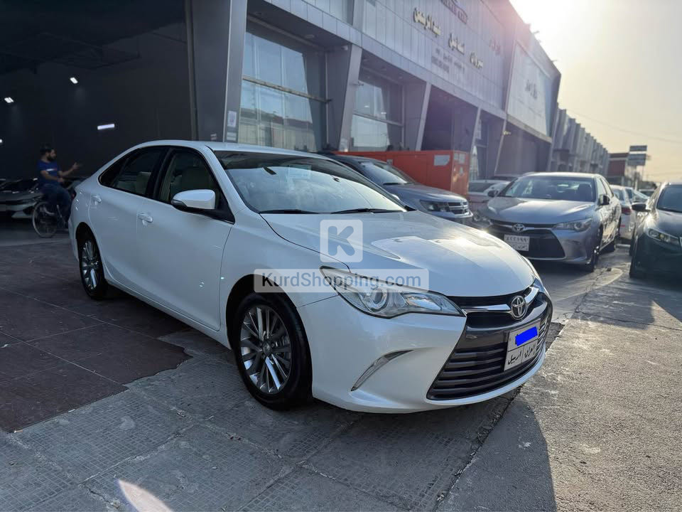 Toyota Camry 2016