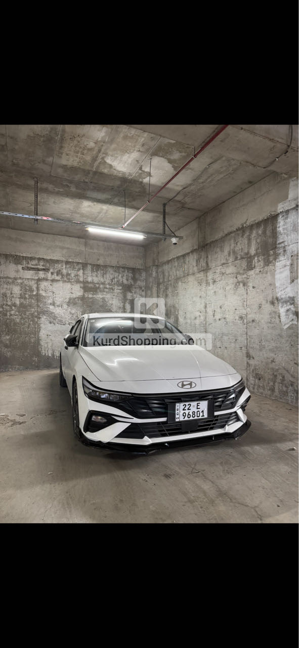 Hyundai Elantra 2024