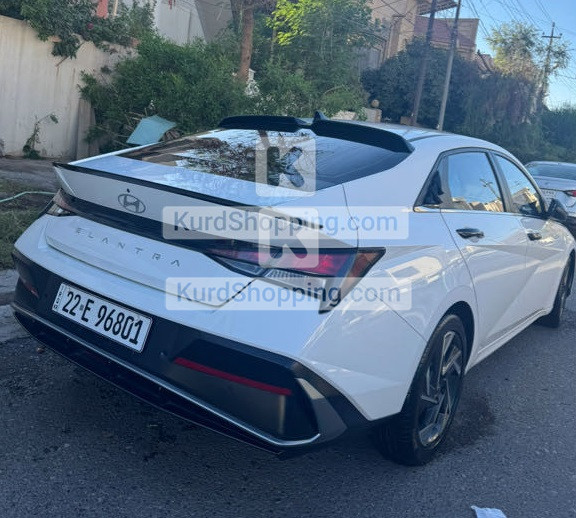 Hyundai Elantra 2024