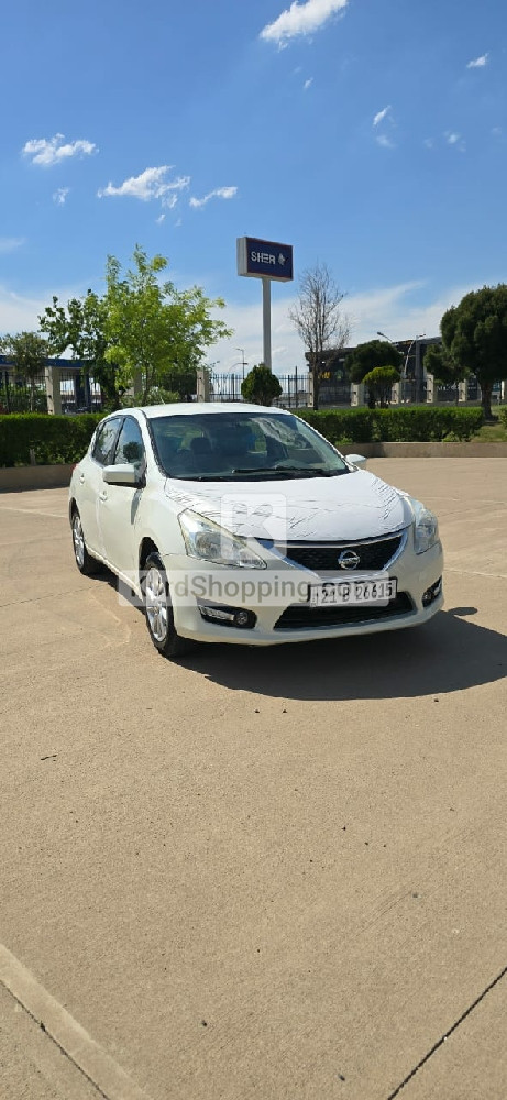 Nissan Tiida 2014