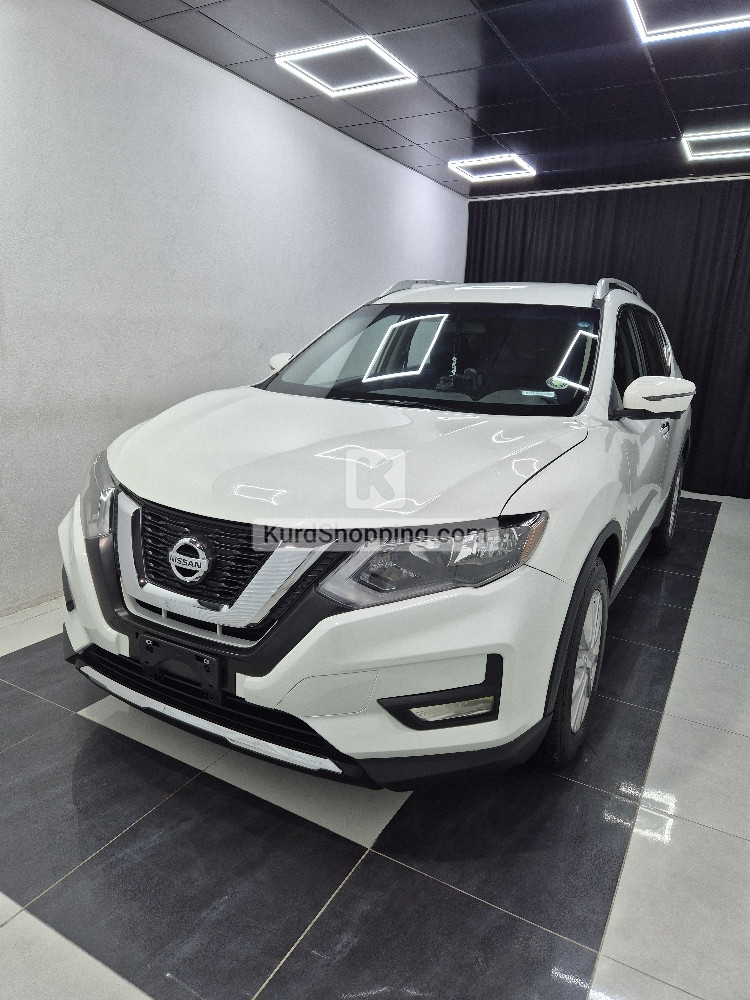 Nissan ڕۆج 2017